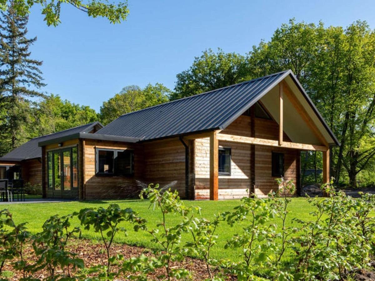 Cosy Wooden House Amid Woods In Soesterberg Utrecht Esterno foto