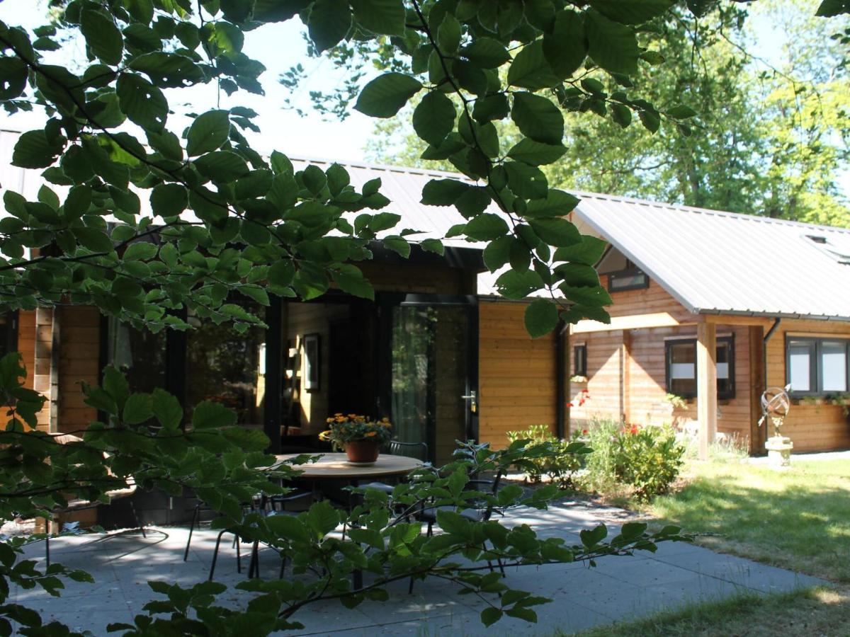 Cosy Wooden House Amid Woods In Soesterberg Utrecht Esterno foto